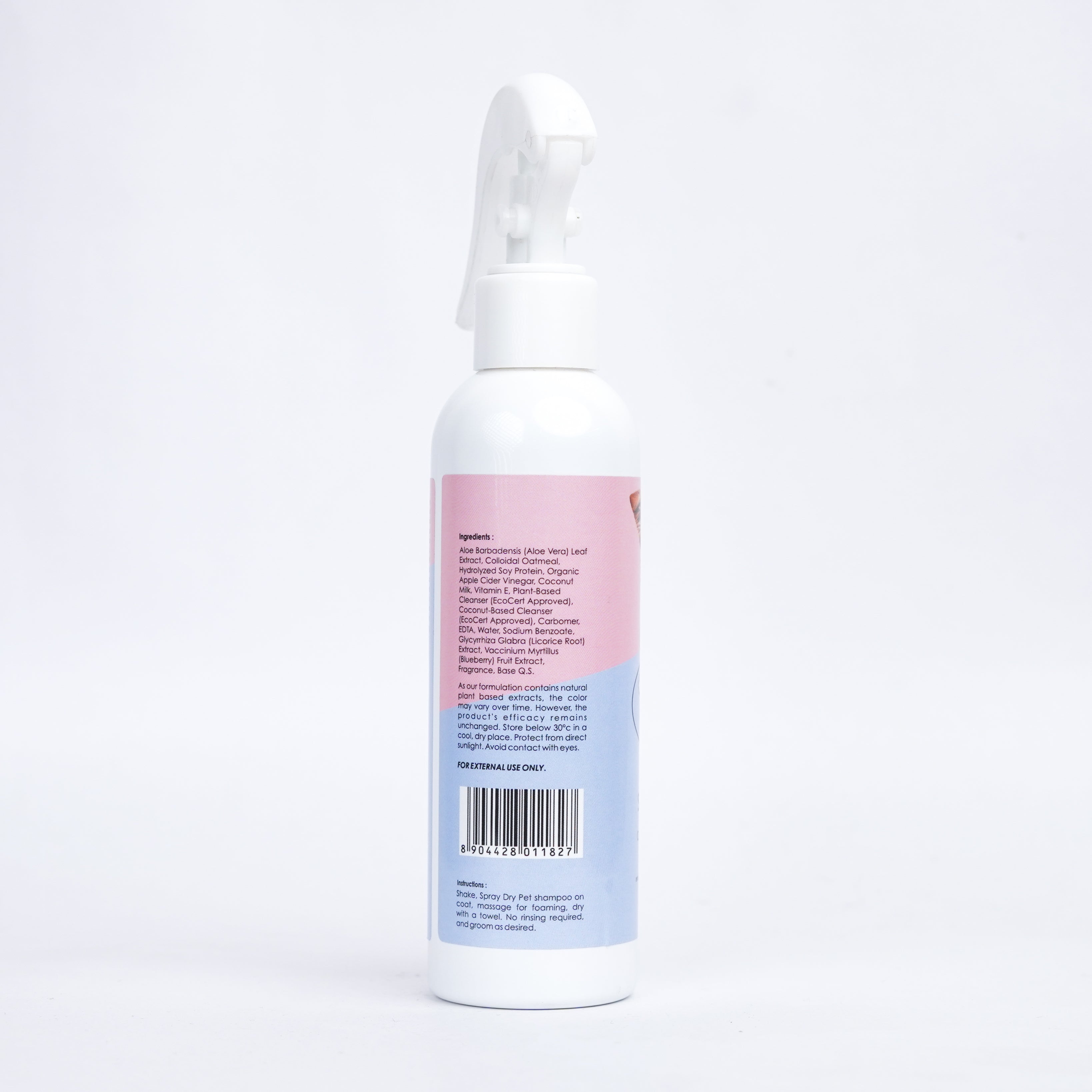 Dry Bath Shampoo for dogs and cats with the goodness of Berries, Coconut Milk and Vitamin E- 200 Ml